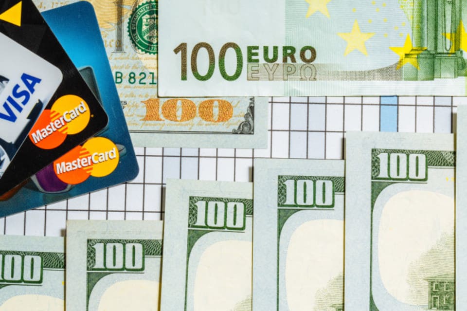 Чим відрізняється Visa від MasterCard